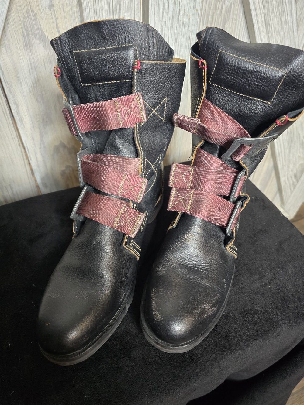 Fly London Black Leather Buckle Boots – Statement Piece EU 41 / US ~10-11